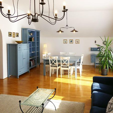 Apartment Galerija Радовлица Экстерьер фото