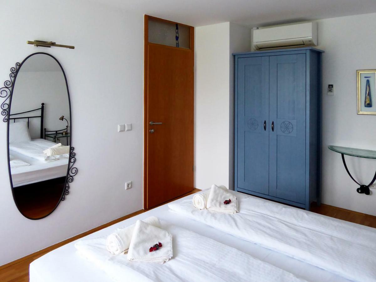 Apartment Galerija Радовлица Экстерьер фото