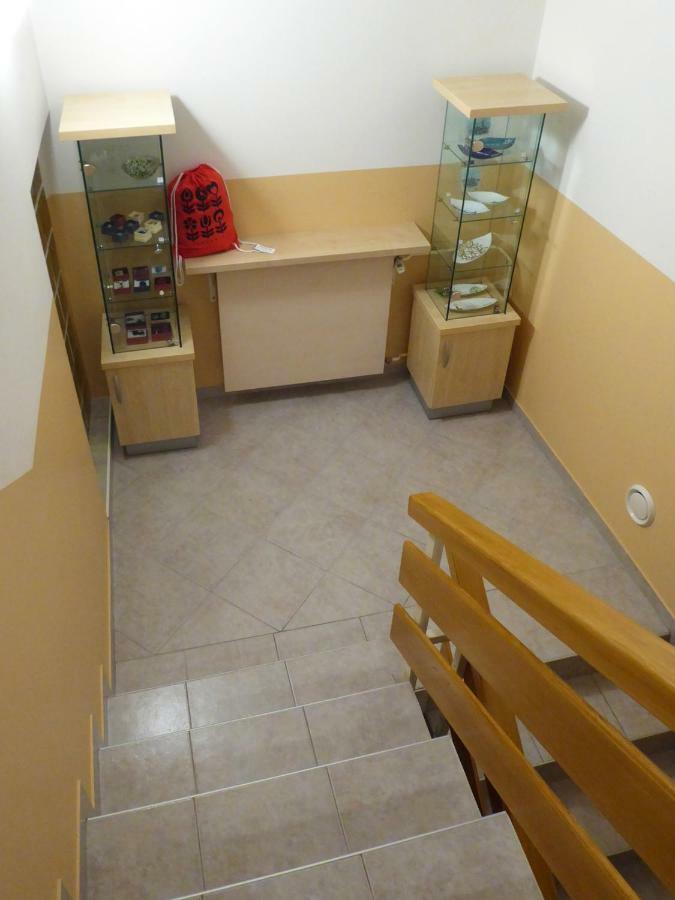 Apartment Galerija Радовлица Экстерьер фото